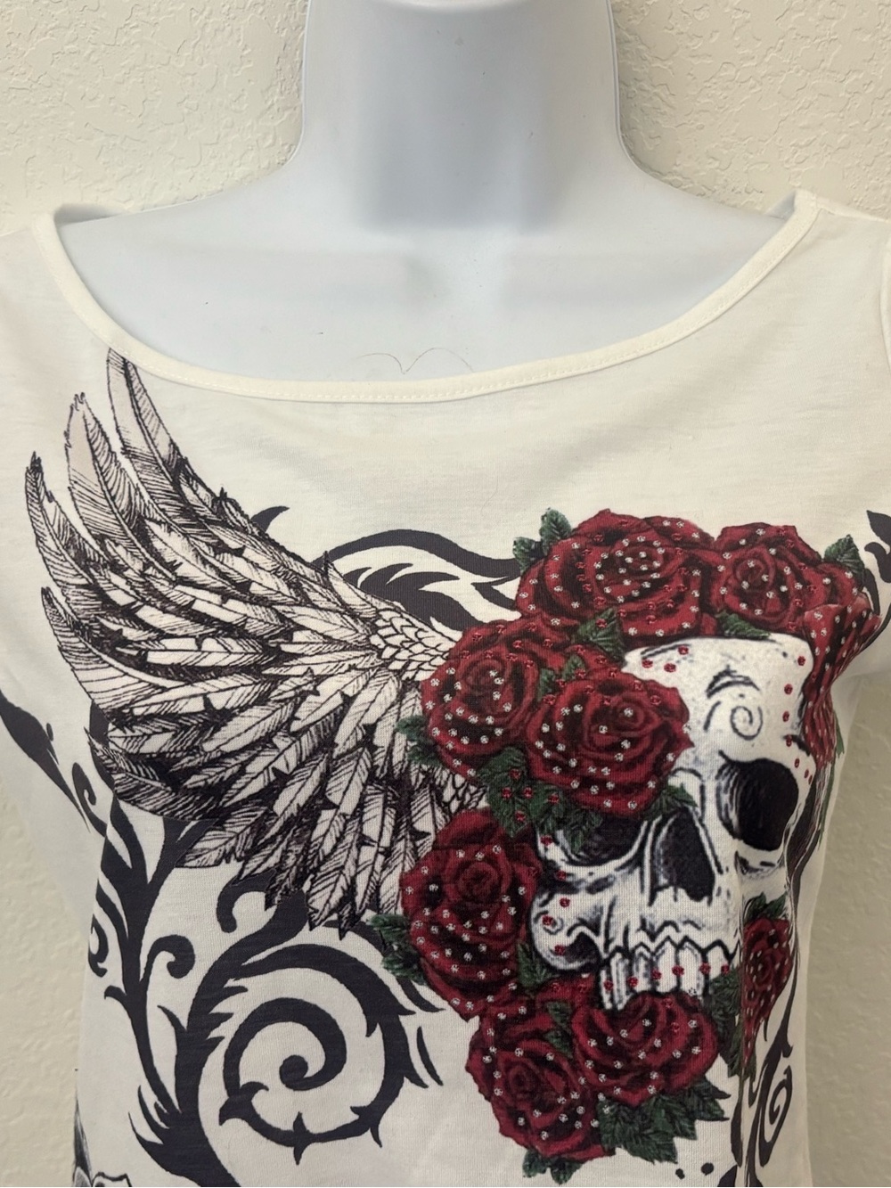 Y2K SHEIN Short Sleeve Top Womens S Roses And Skulls White Shirt Blouse - Picture 2 of 8